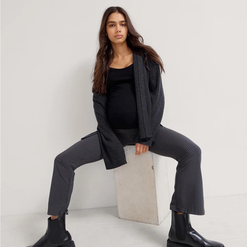 Hatch Bodyflex Crop Flare Maternity Pants NWOT